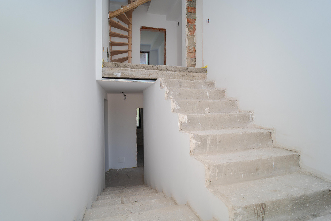 Vânzare Casă Nouă 2025 Duplex Ciurea 4 Camere 166 mp+Teren 300 mp 