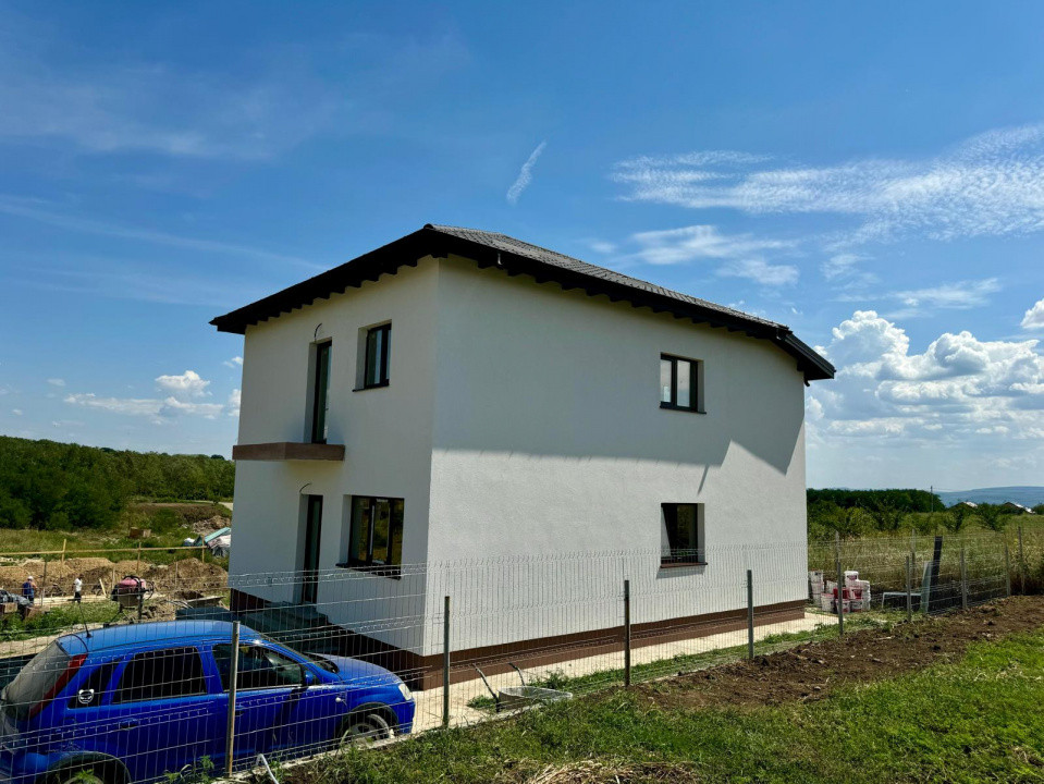 Vânzare Casă 4 Camere Aroneanu 115 mp utili+450 mp Teren Pompă căldură