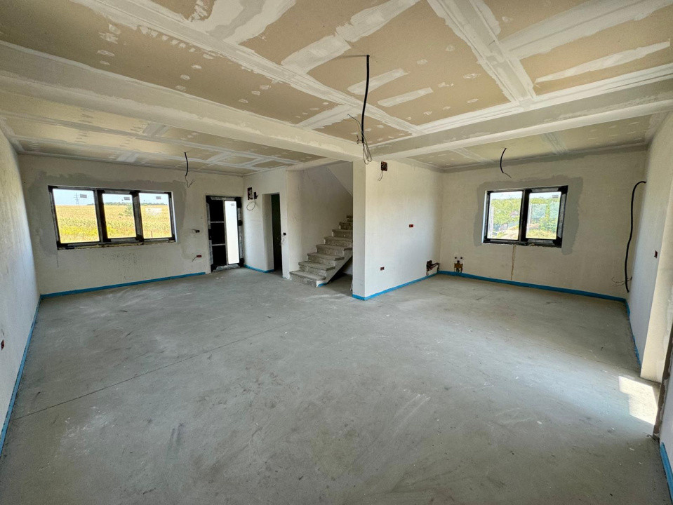 Vânzare Casă 4 Camere Aroneanu 115 mp utili+450 mp Teren Pompă căldură