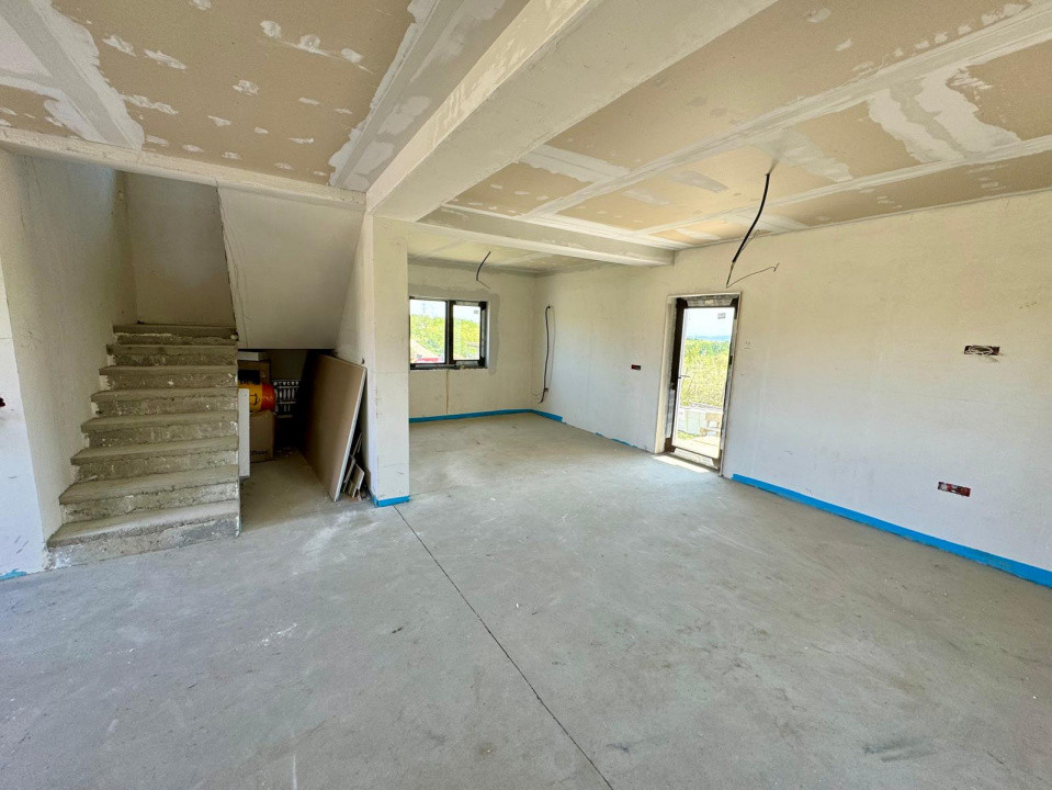 Vânzare Casă 4 Camere Aroneanu 115 mp utili+450 mp Teren Pompă căldură