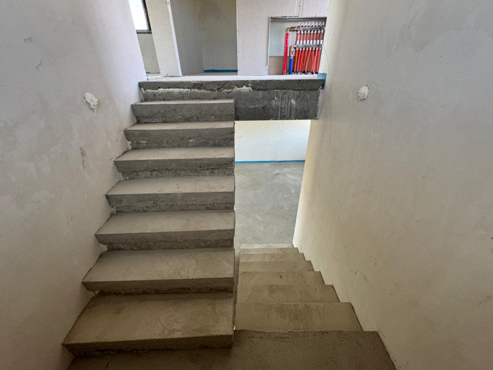 Vânzare Casă 4 Camere Aroneanu 115 mp utili+450 mp Teren Pompă căldură