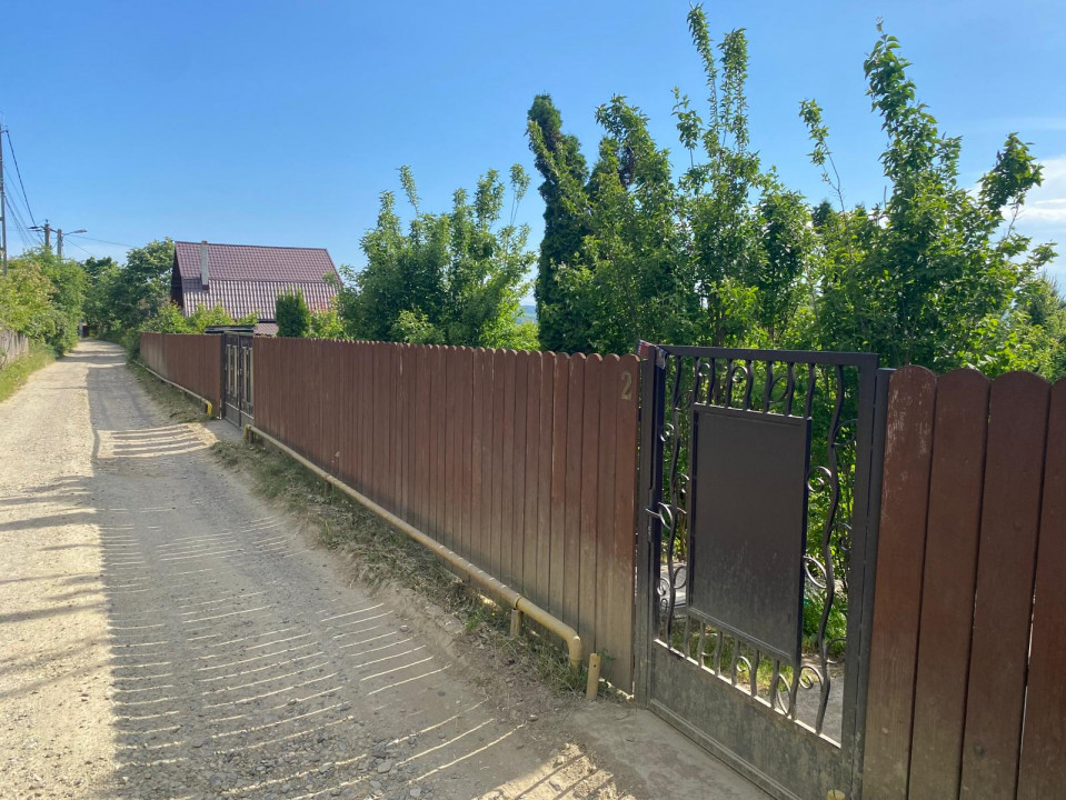 Vânzare Teren Intravilan Bârnova 1027 mp Casă Parter+2 Etaje