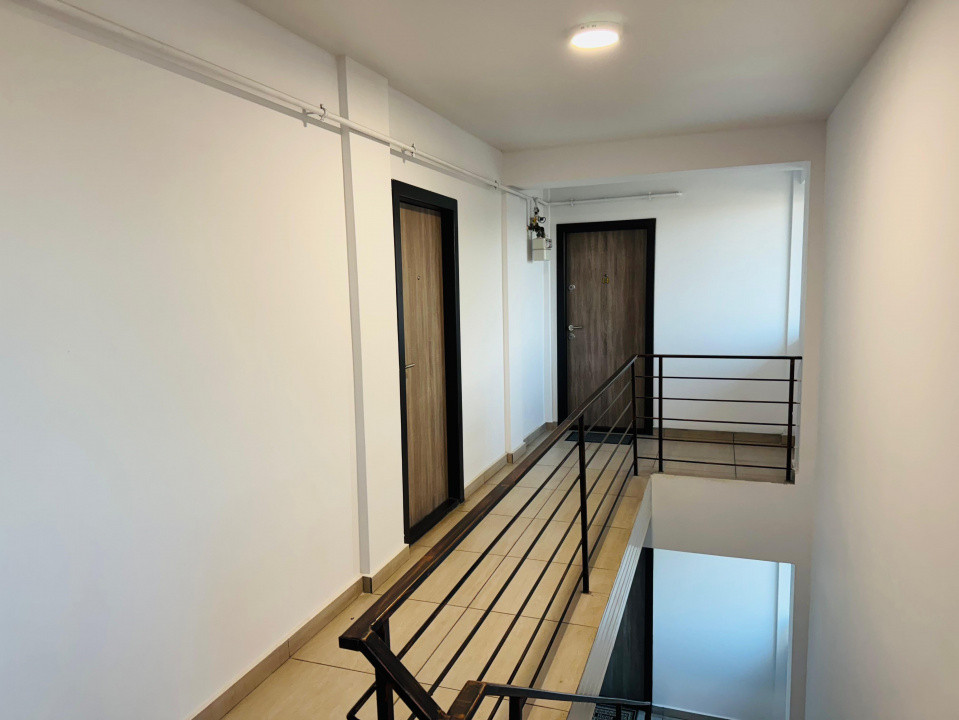 Vânzare Apartament 2 Camere 38 mp Rediu Parcare+Boxă Vedere la lac