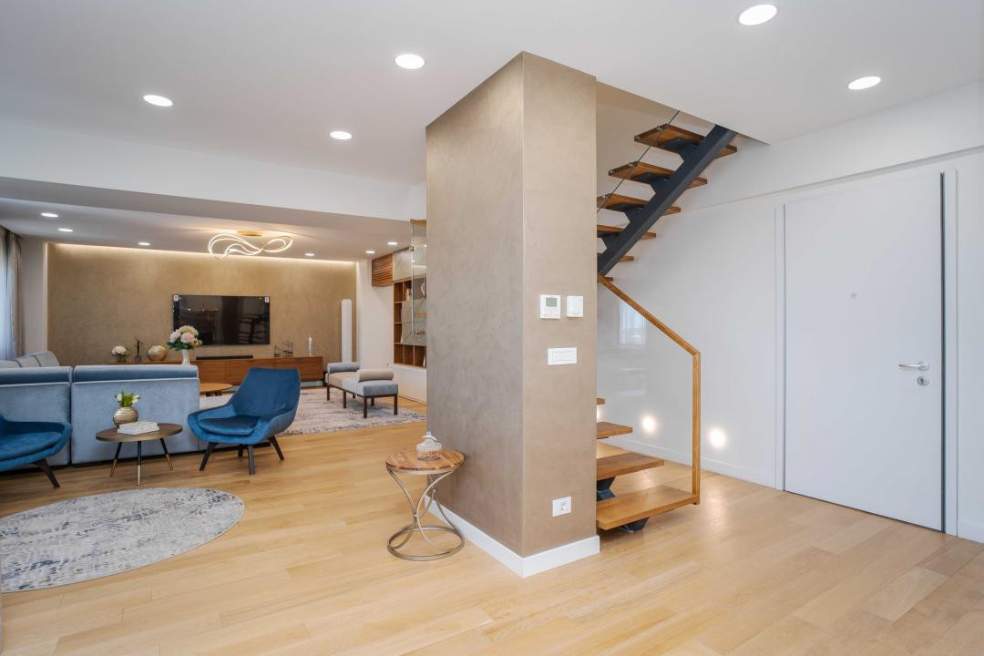 Vânzare Penthouse Lux 432 mp Conest Tudor Vladimirescu Utilat+Mobilat