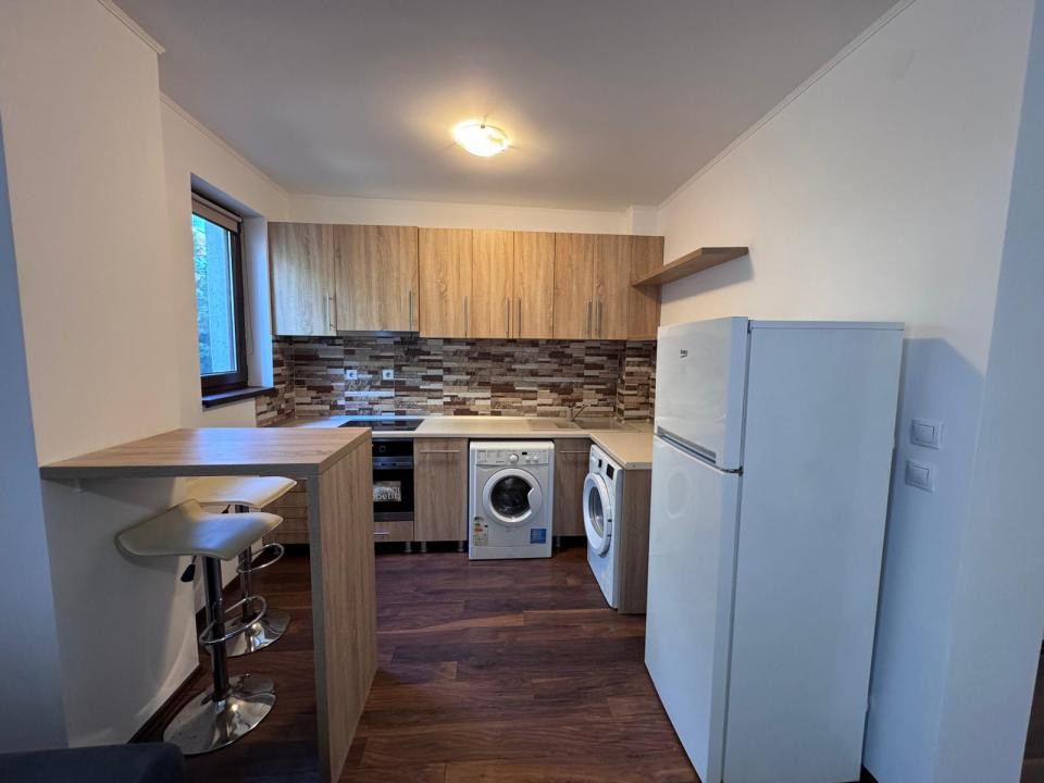 Închiriere Apartament 2 Camere Open Space Mitropolie Mobilat+Utilat 