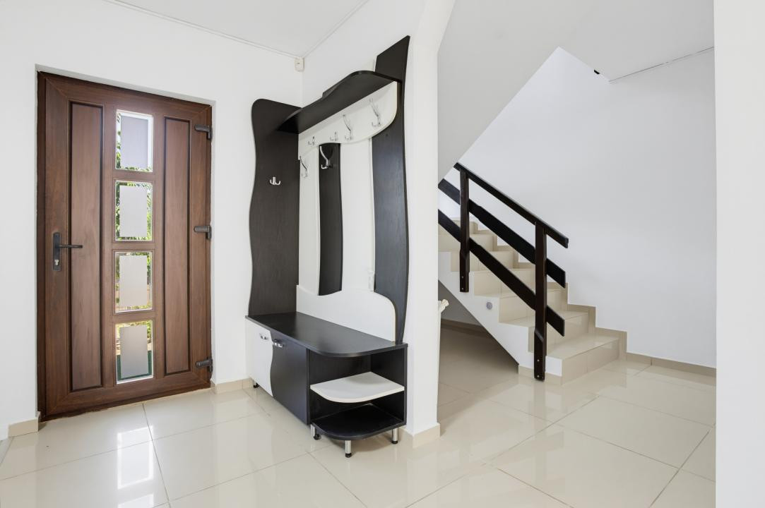 Vânzare Casă 4 Cam Horpaz P+E 120 mp utili Teren 500 mp Beci Fântână
