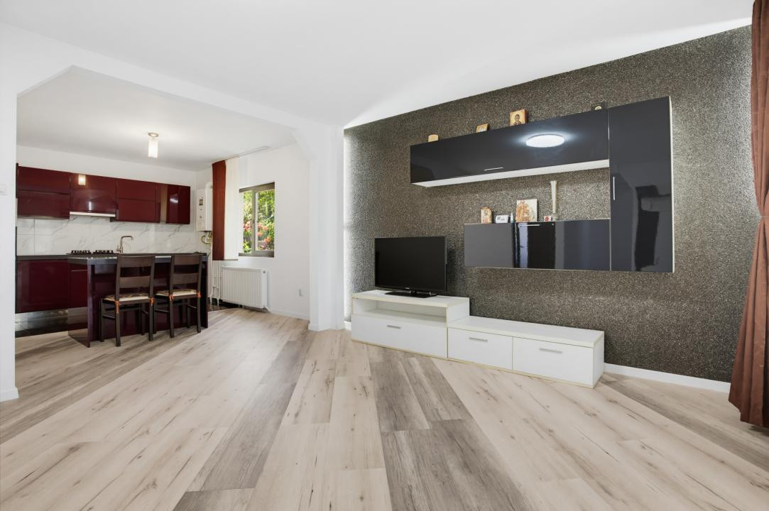 Vânzare Casă 4 Cam Horpaz P+E 120 mp utili Teren 500 mp Beci Fântână
