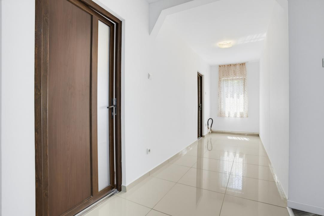 Vânzare Casă 4 Cam Horpaz P+E 120 mp utili Teren 500 mp Beci Fântână