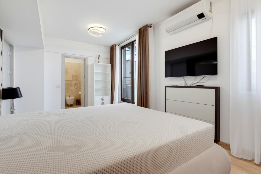 Vânzare Penthouse 3 Camere 2 Băi Newton Tătărași 168 mp READY TO MOVE