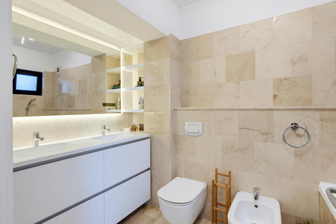 Vânzare Penthouse 3 Camere 2 Băi Newton Tătărași 168 mp READY TO MOVE