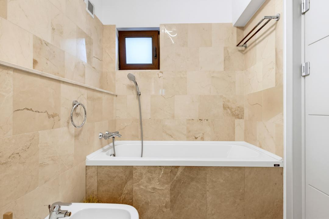 Vânzare Penthouse 3 Camere 2 Băi Newton Tătărași 168 mp READY TO MOVE