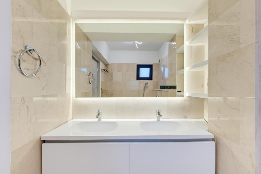 Vânzare Penthouse 3 Camere 2 Băi Newton Tătărași 168 mp READY TO MOVE