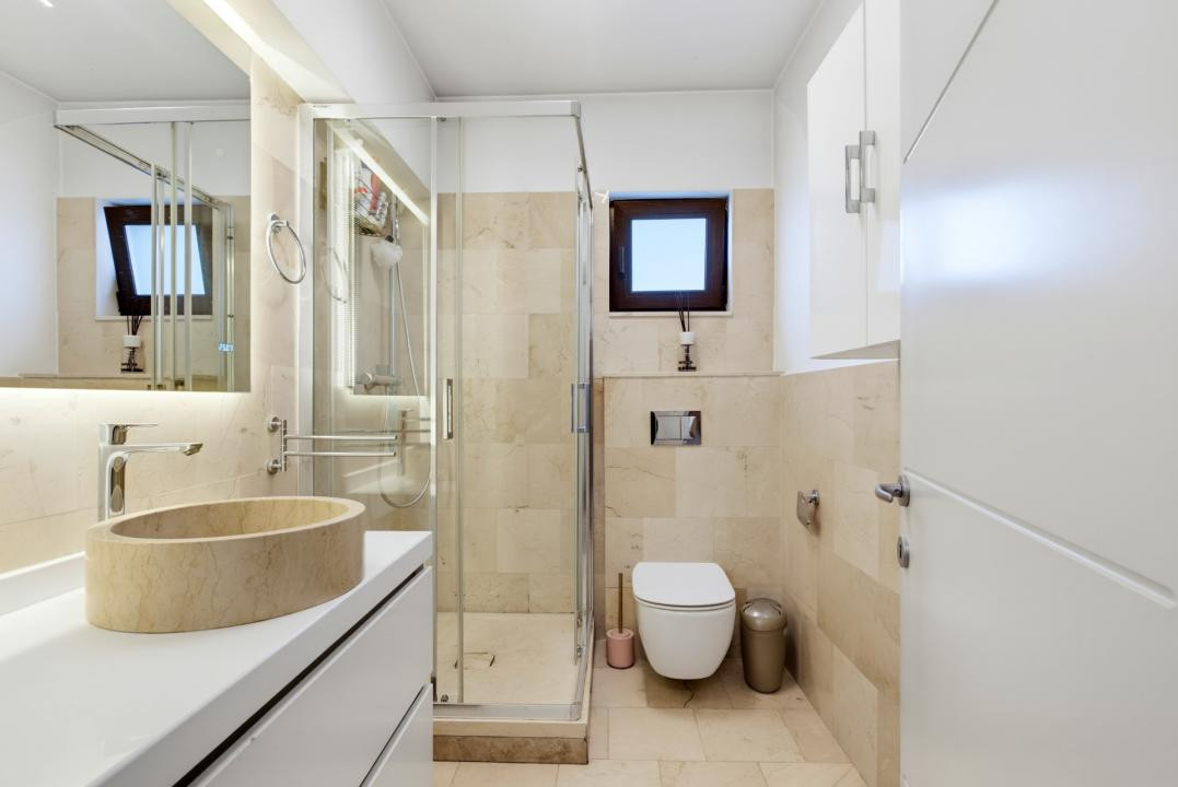 Vânzare Penthouse 3 Camere 2 Băi Newton Tătărași 168 mp READY TO MOVE