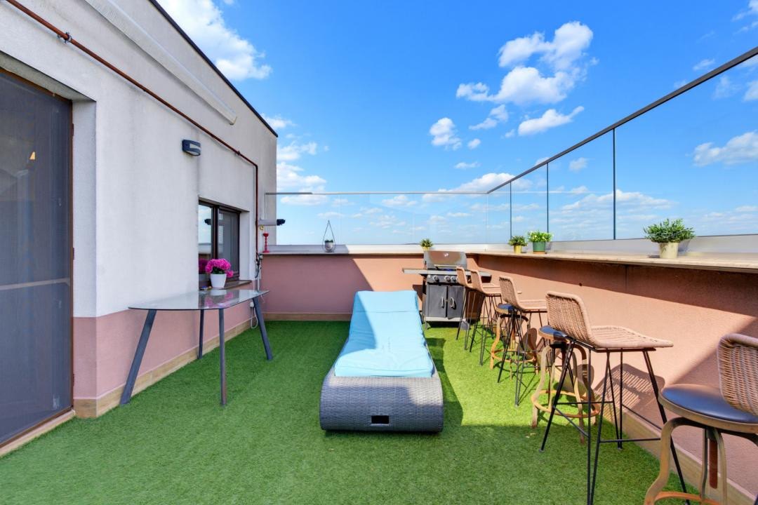 Vânzare Penthouse 3 Camere 2 Băi Newton Tătărași 168 mp READY TO MOVE
