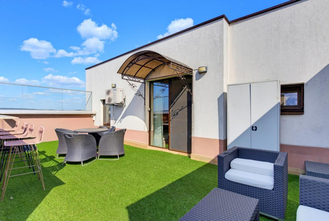 Vânzare Penthouse 3 Camere 2 Băi Newton Tătărași 168 mp READY TO MOVE