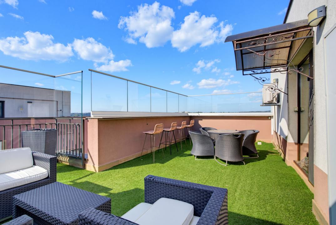 Vânzare Penthouse 3 Camere 2 Băi Newton Tătărași 168 mp READY TO MOVE