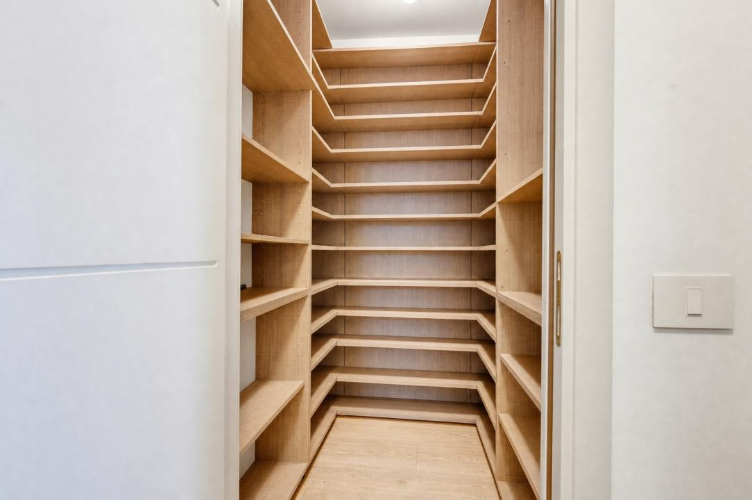 Vânzare Penthouse 3 Camere 2 Băi Newton Tătărași 168 mp READY TO MOVE