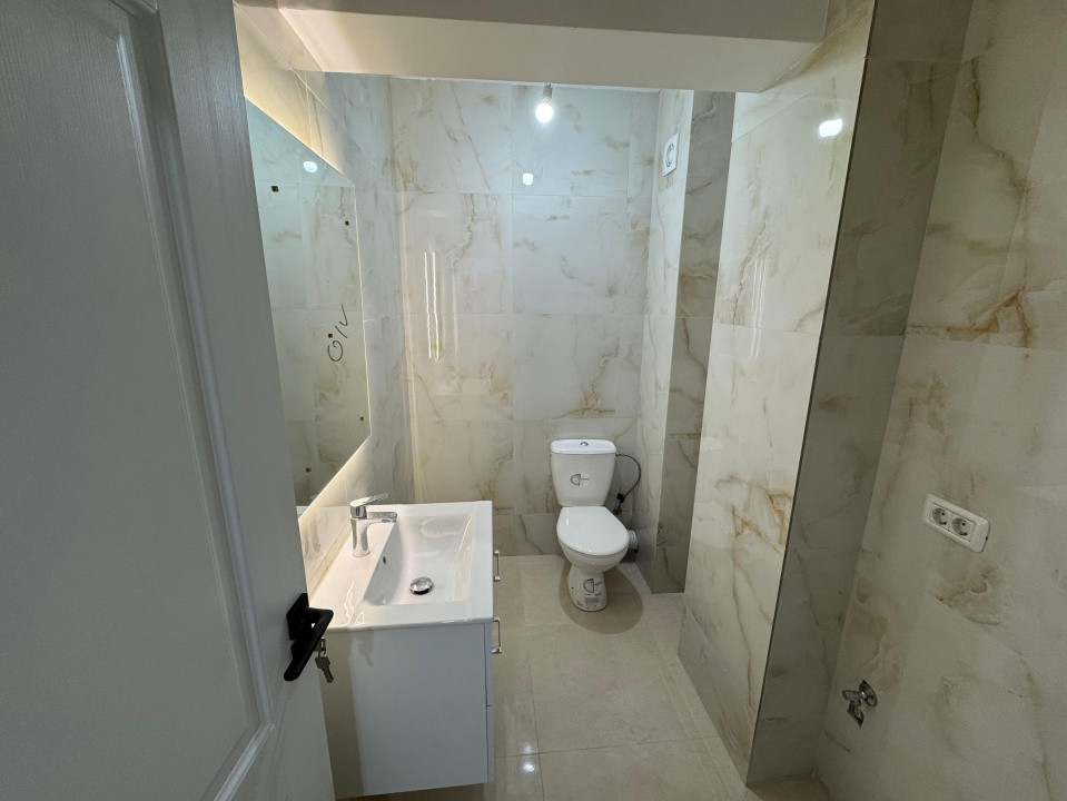 Vanzare Apartament 3 Camere 2 Bai 80 mp Valea Lupului-Antibiotice